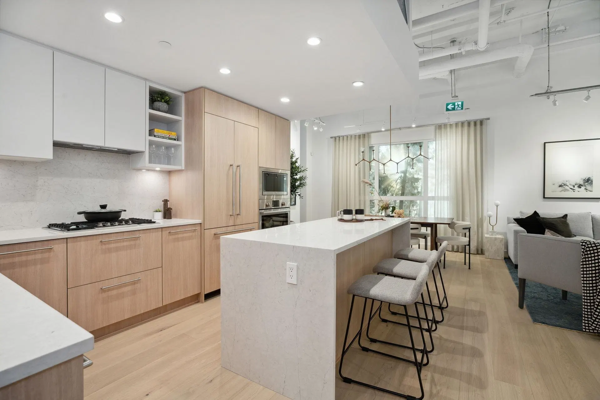 Photo 2 of 9 at #140 – 2050 Glenaire Drive
