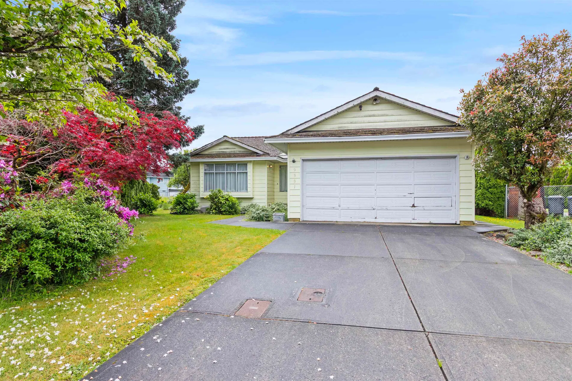 Photo 1 of 29 at 9381 139 Street