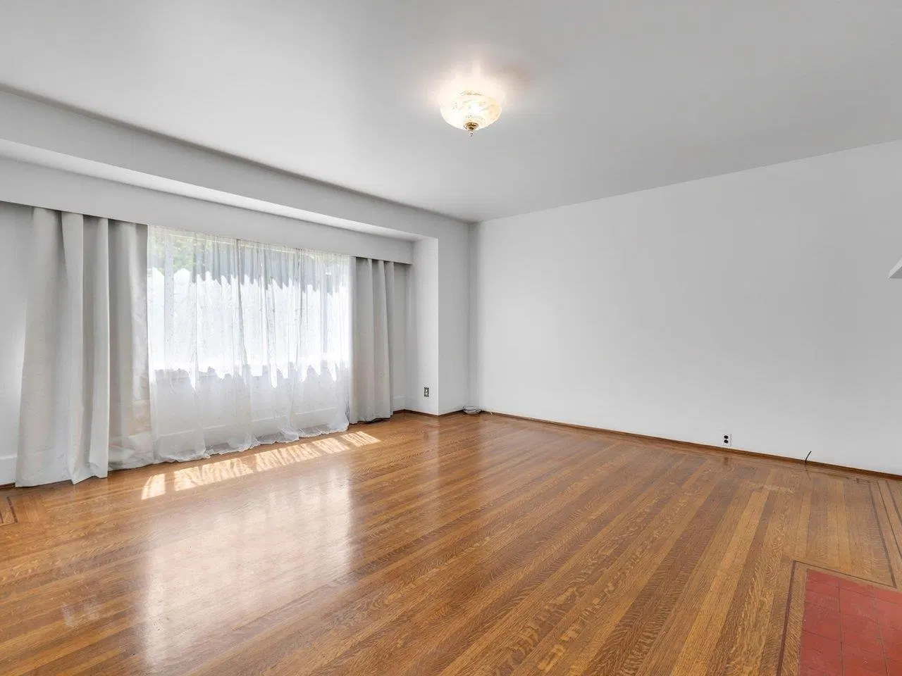 Photo 2 of 37 at 2087 E 26th Avenue