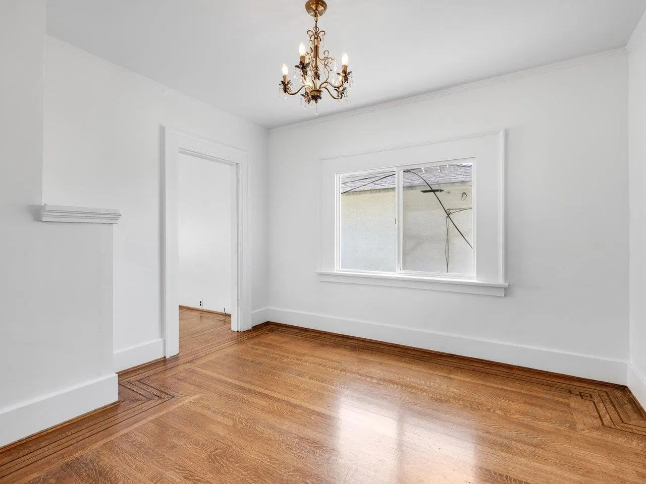 Photo 5 of 37 at 2087 E 26th Avenue