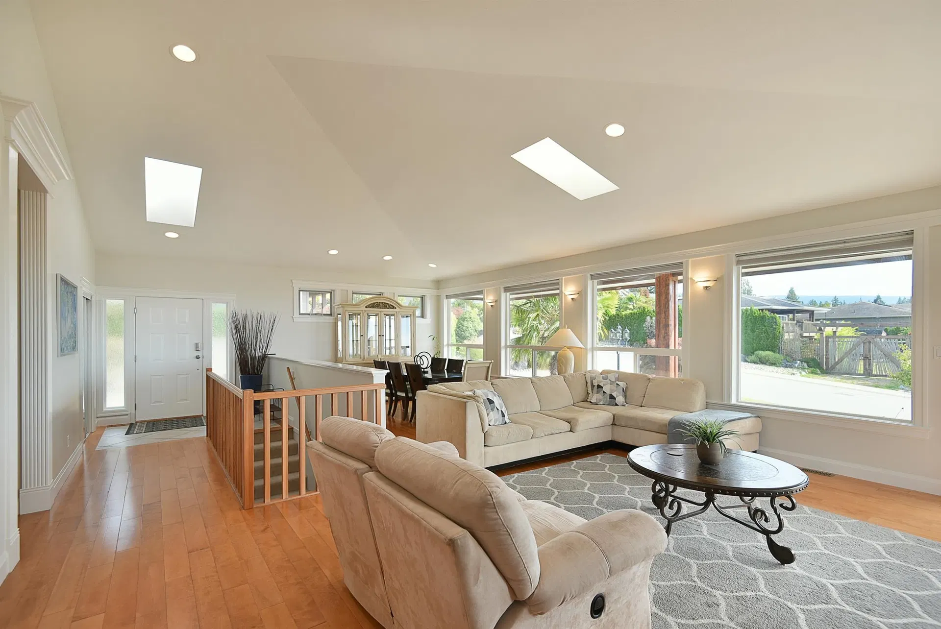 Photo 5 of 40 at 6277 Baillie Road