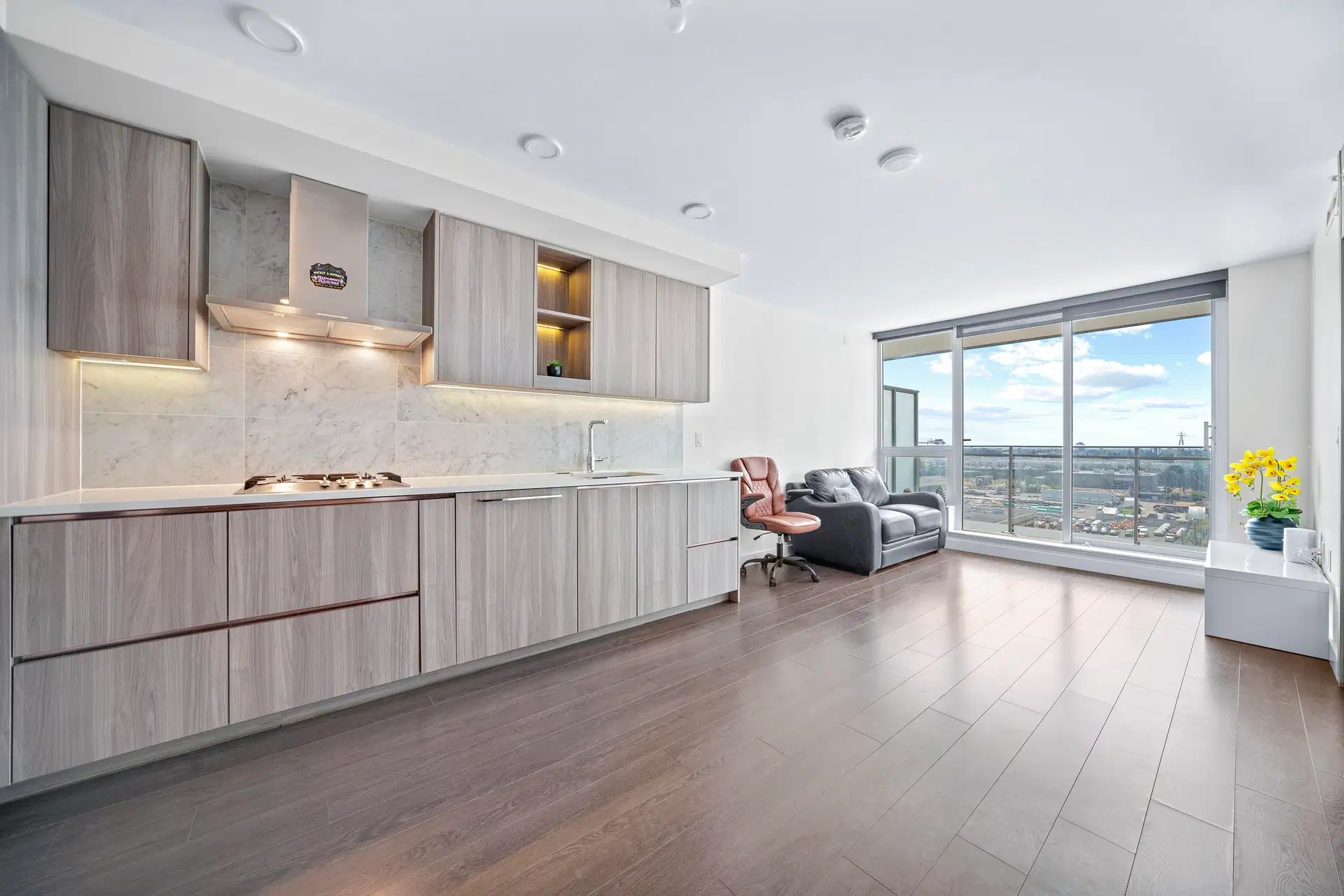 #1107 – 433 Marine Drive