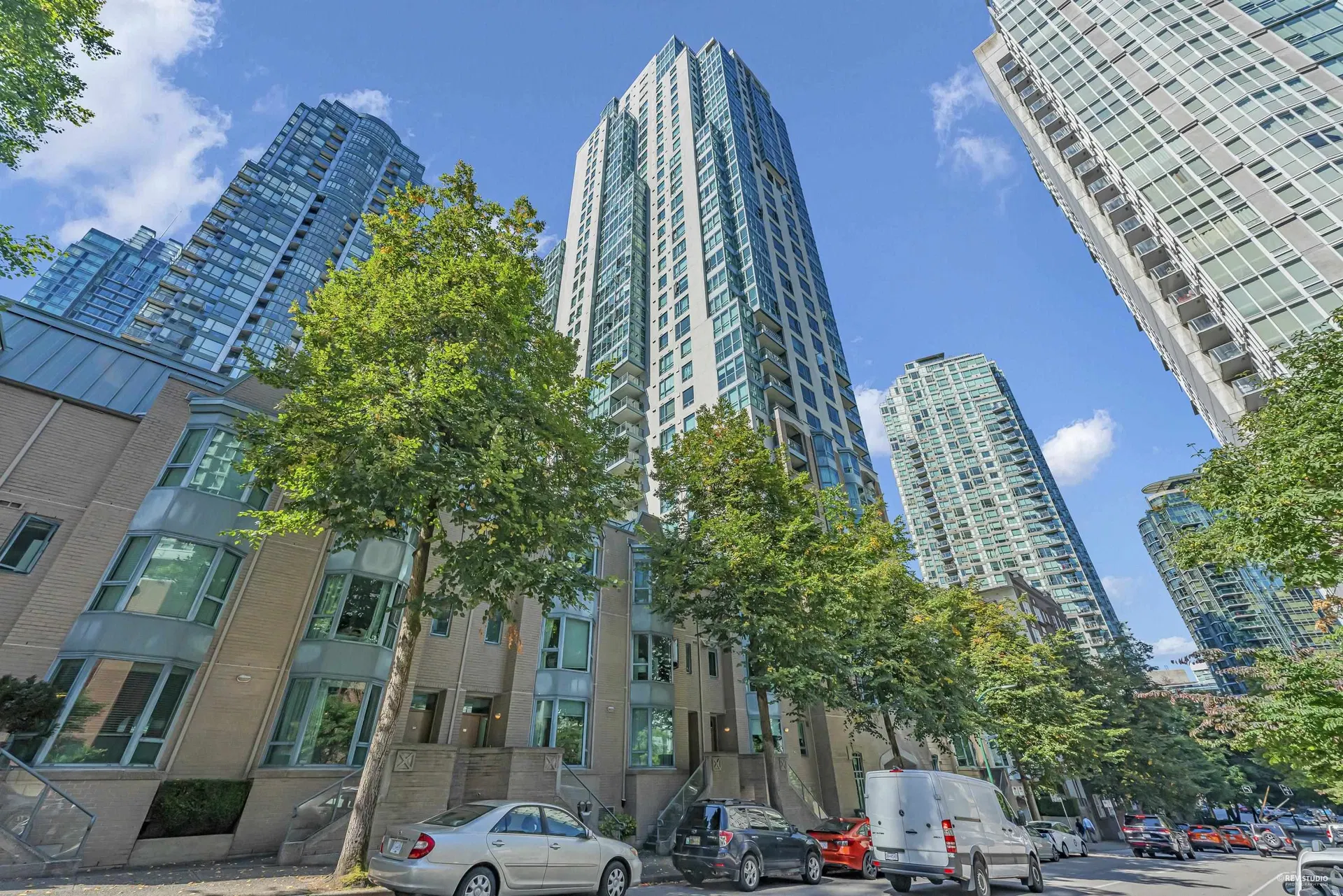Photo 1 of 29 at #1706 – 1238 Melville Street