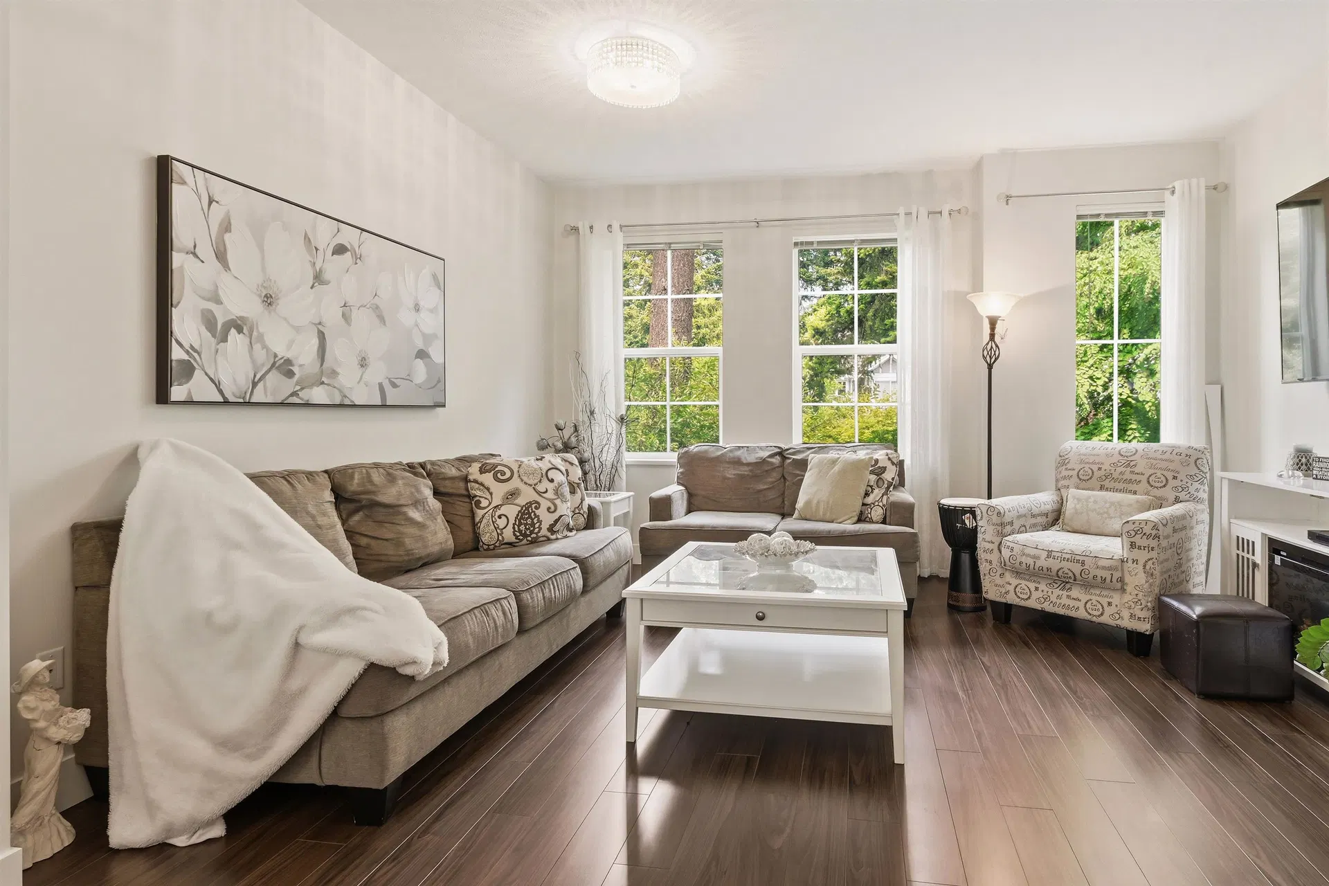 Photo 5 of 40 at #20 – 3399 151st Street