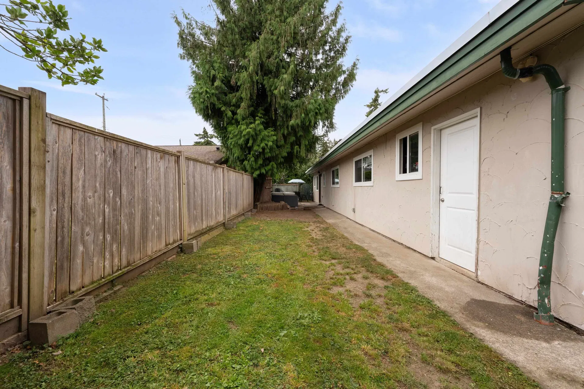 Photo 5 of 36 at 22702 123 Avenue