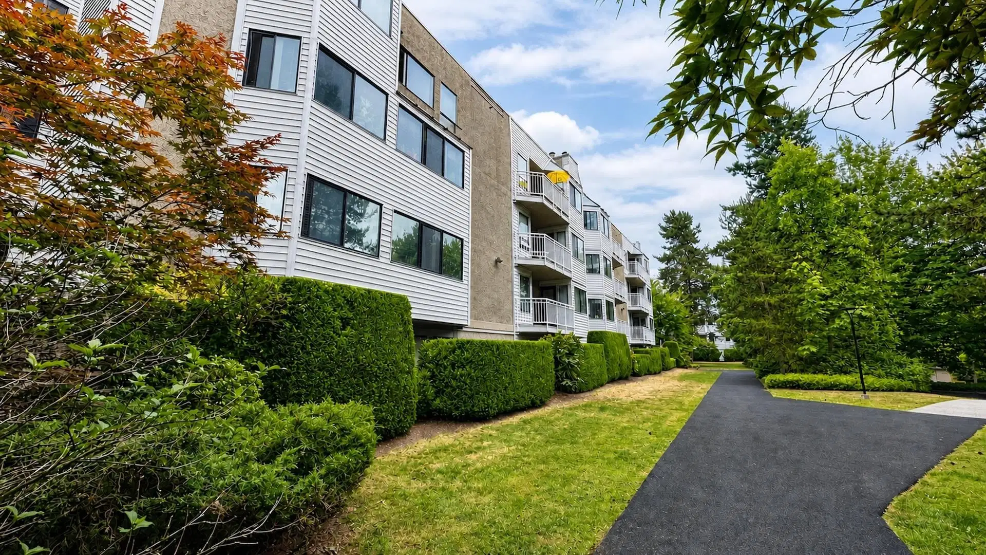 #314 – 9584 Manchester Drive