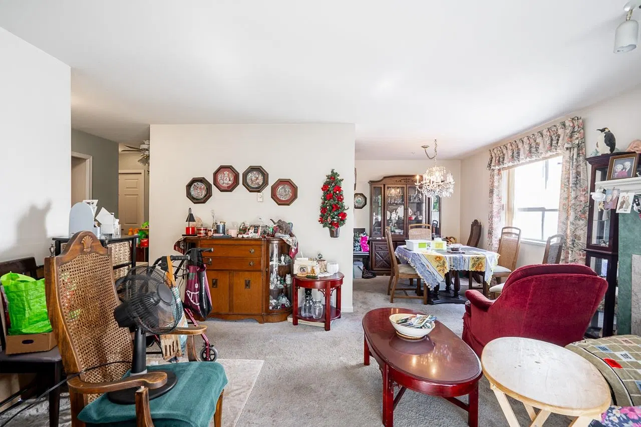 Photo 5 of 24 at #212 – 4758 53 Street
