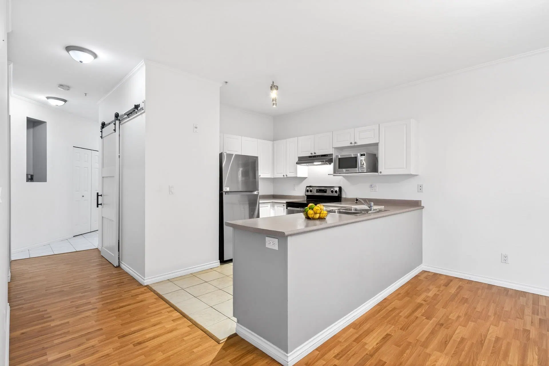 Photo 4 of 36 at #125 – 2109 Rowland Street