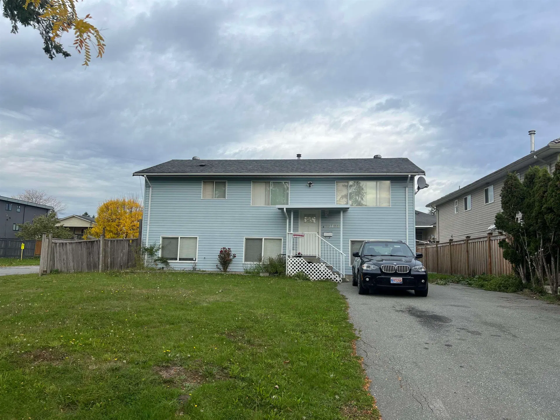 Photo 1 of 19 at 13421 87a Avenue