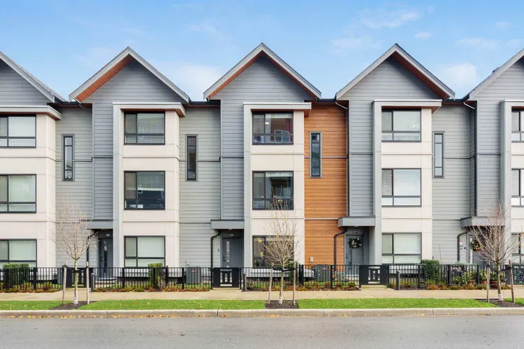 Photo 1 of 40 at #128 – 30530 Cardinal Avenue