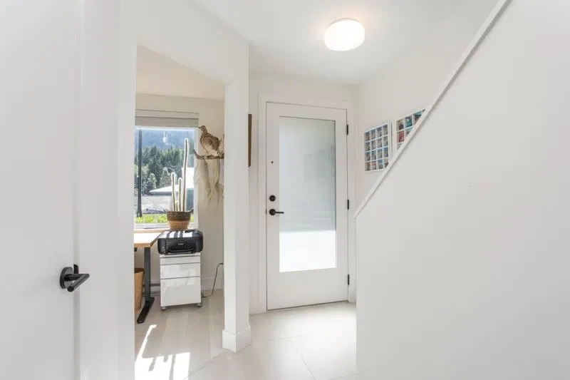 Photo 4 of 40 at 1342 Halyard Place