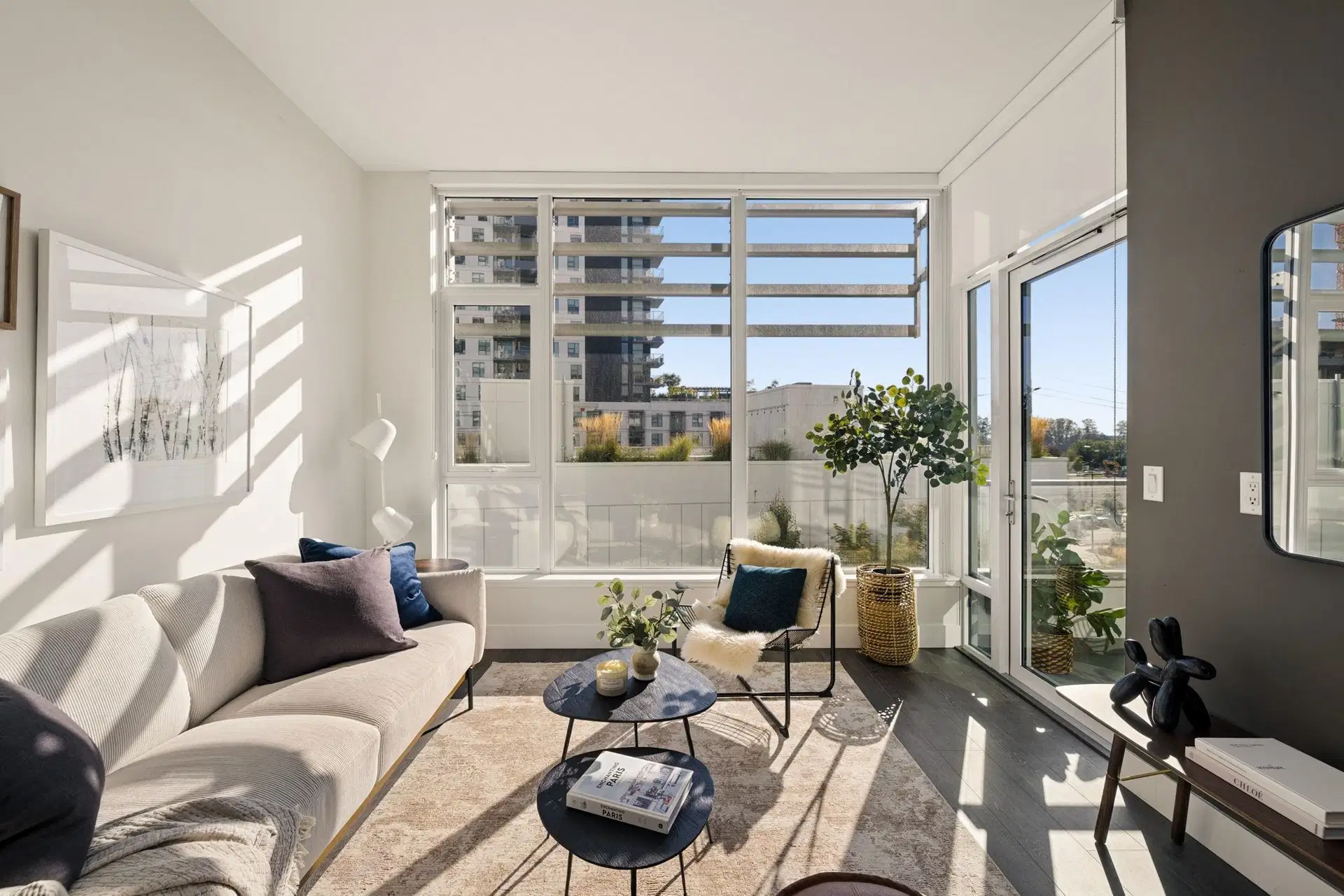 #407 – 3438 Sawmill Crescent