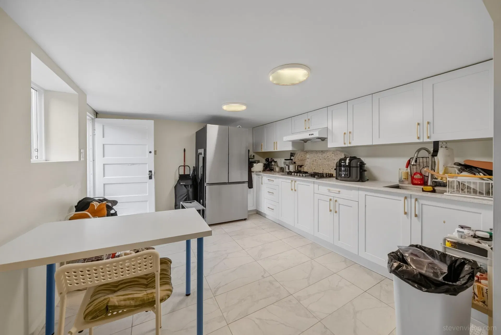 Photo 3 of 10 at BSMT – 38XX 20th Street