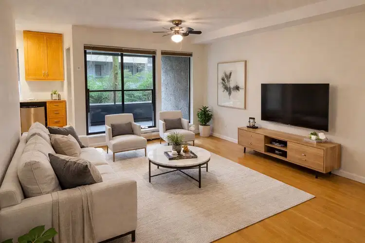 #105 – 8460 Ackroyd Road
