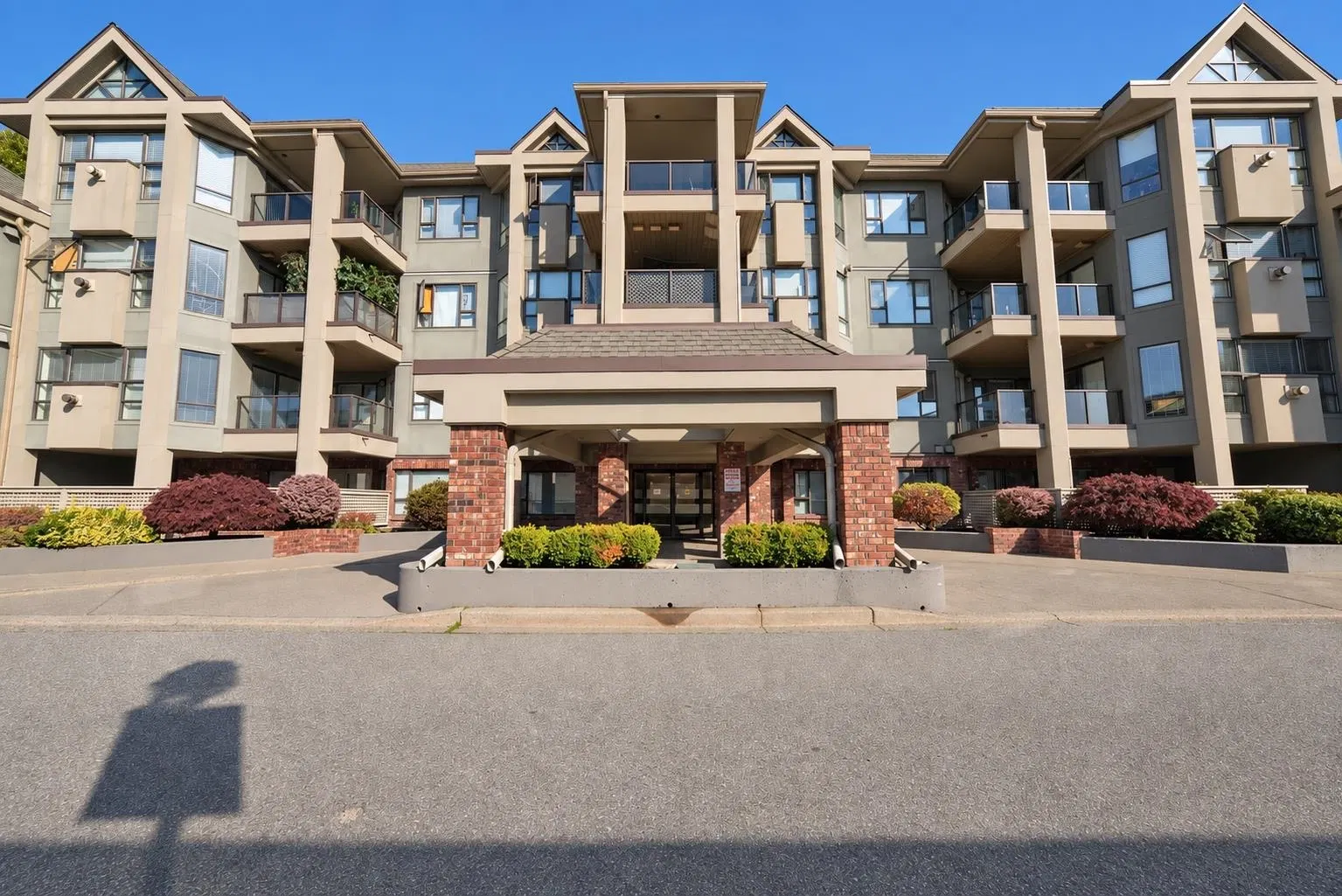 Photo 1 of 34 at #107 – 15241 18 Avenue