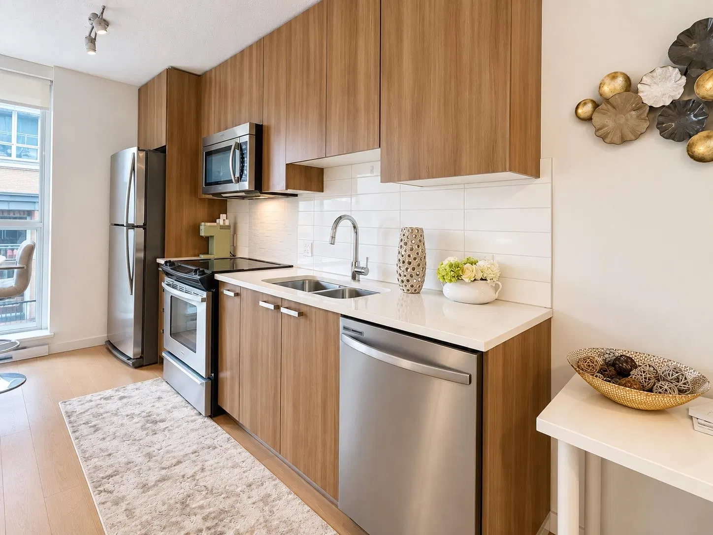 Photo 4 of 22 at #209 – 13325 102a Avenue
