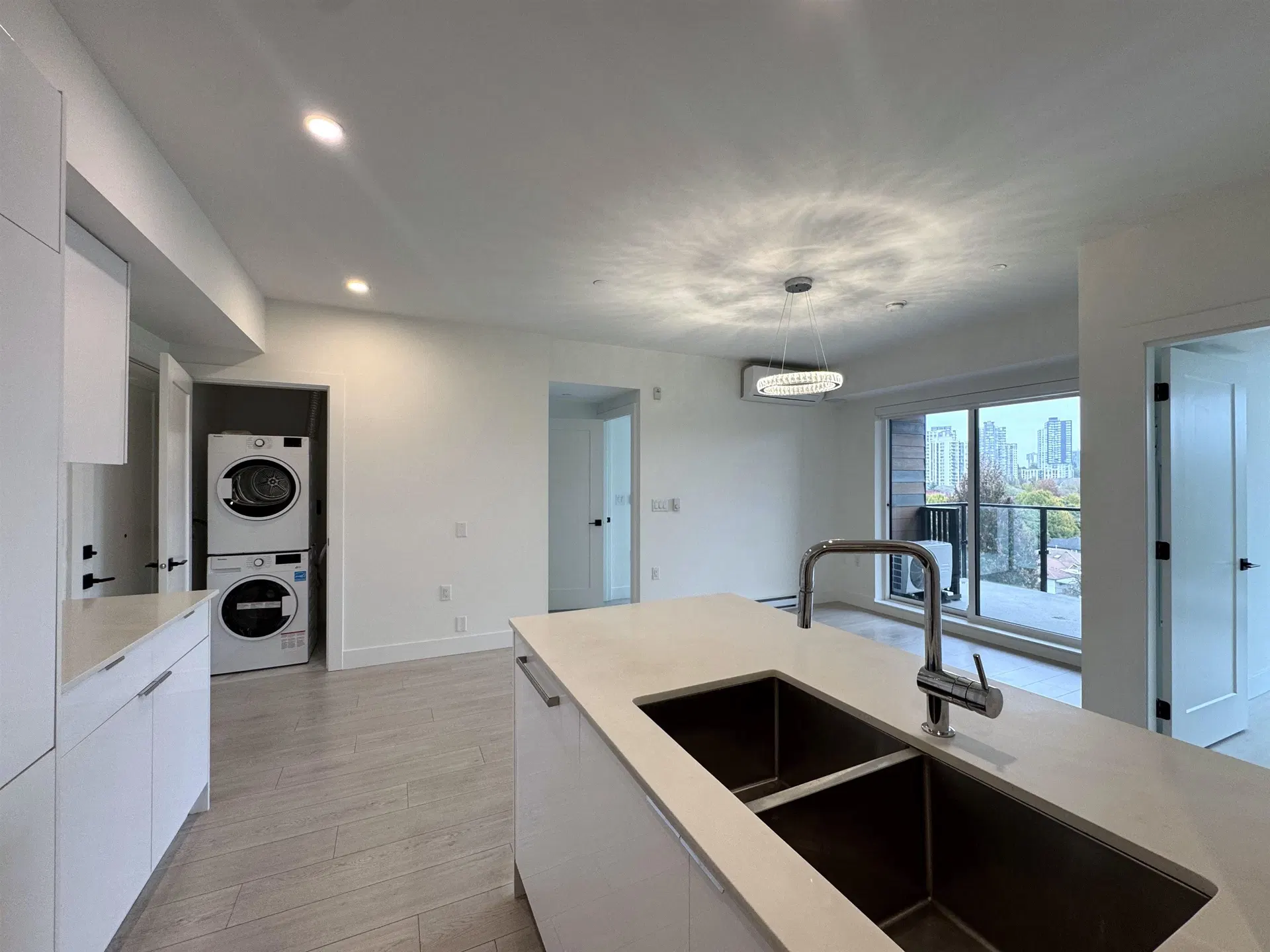 Photo 5 of 26 at #602 – 5399 Joyce Street