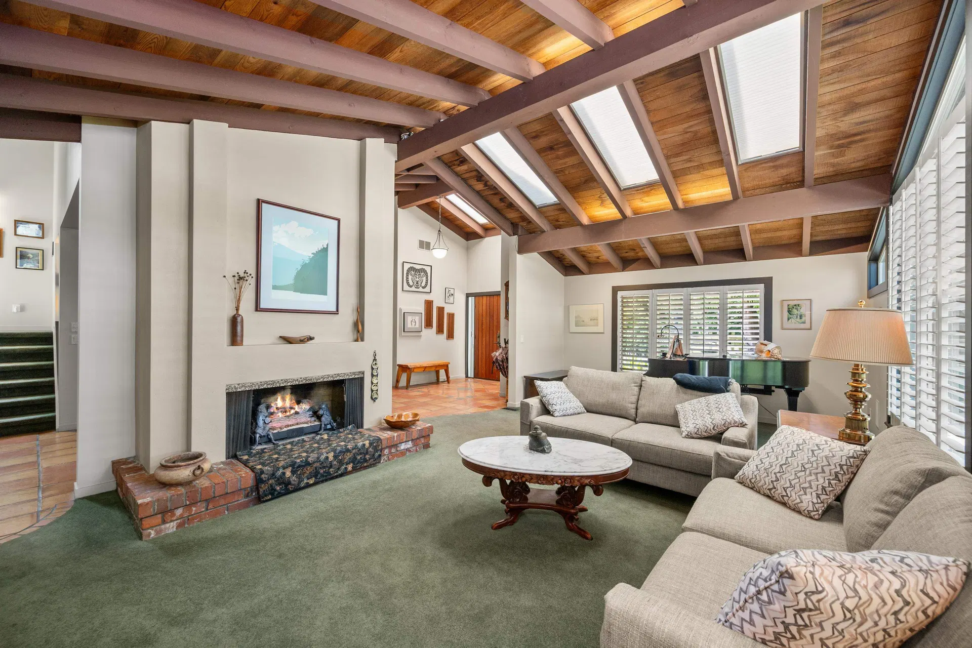 Photo 4 of 16 at 7026 Balaclava Street
