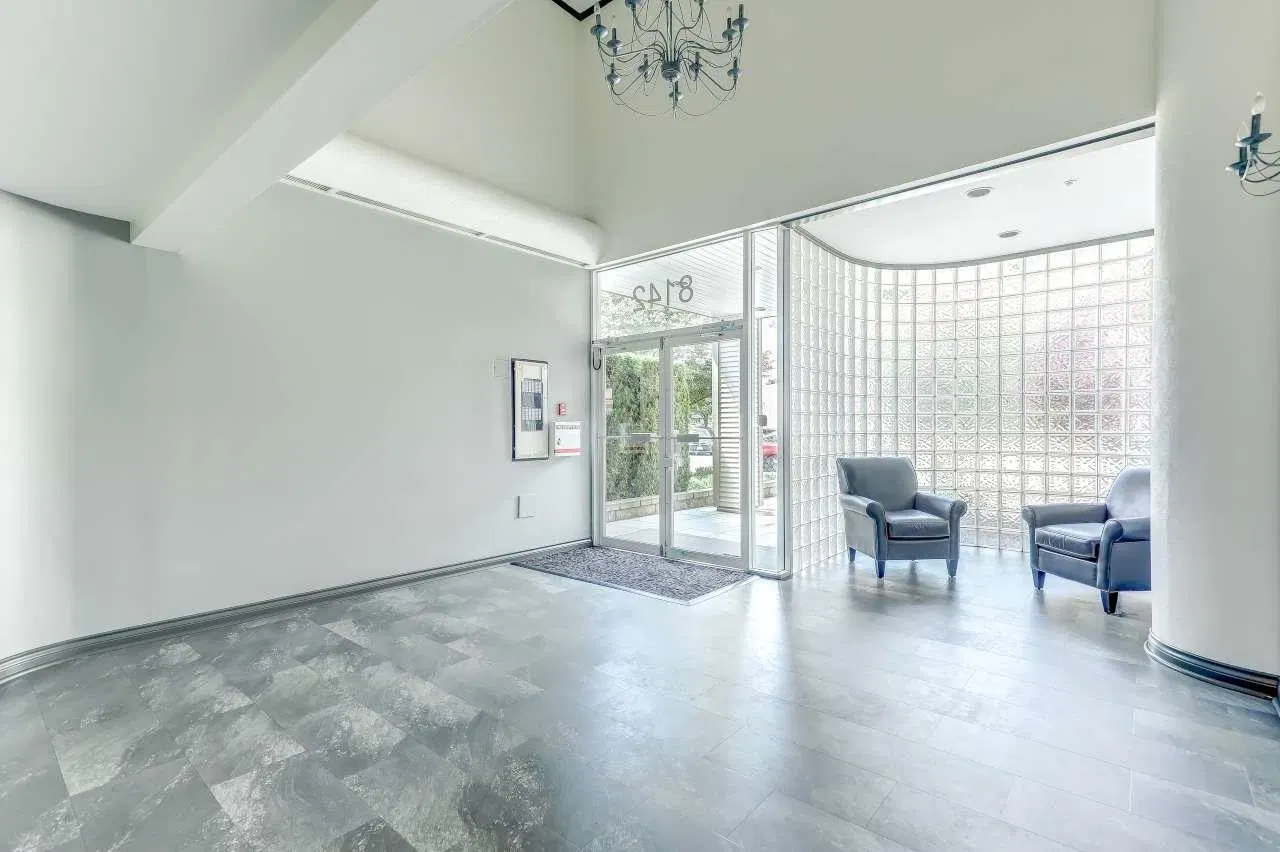 Photo 5 of 34 at #111 – 8142 120a Street