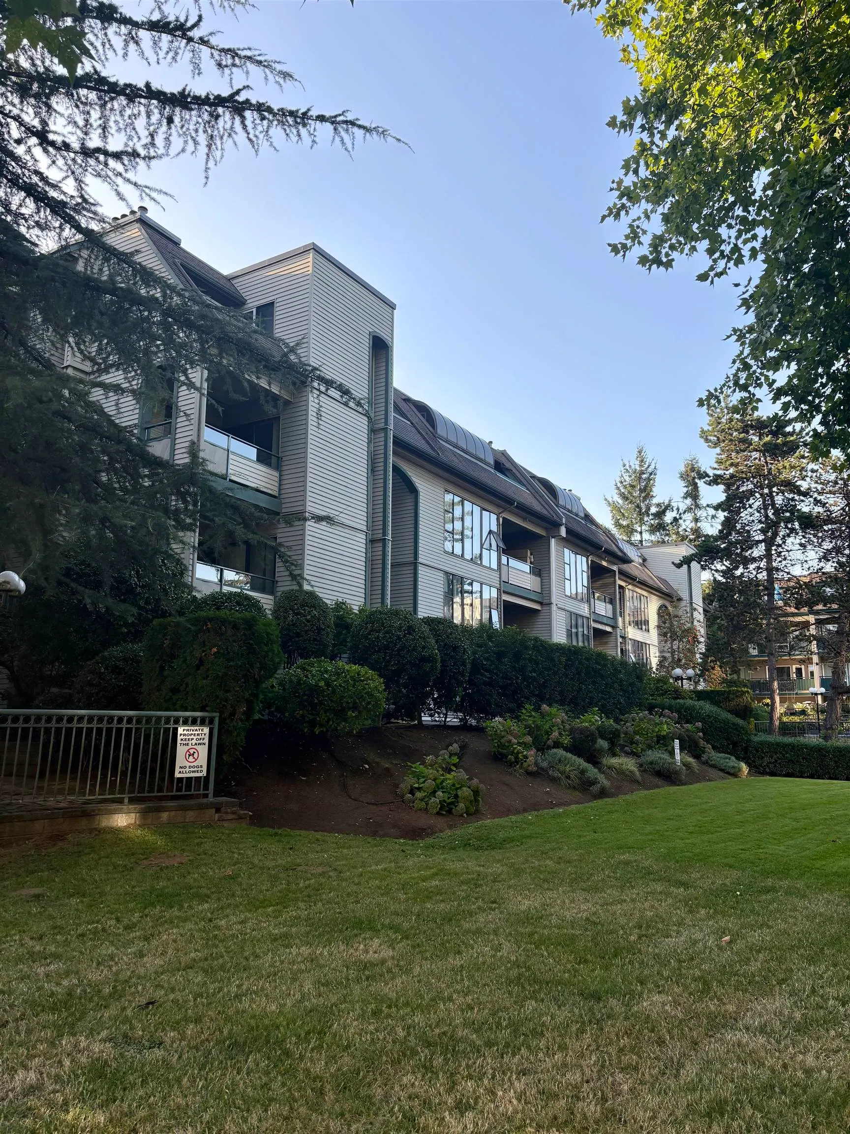 Photo 2 of 26 at #308 – 2925 Glen Drive