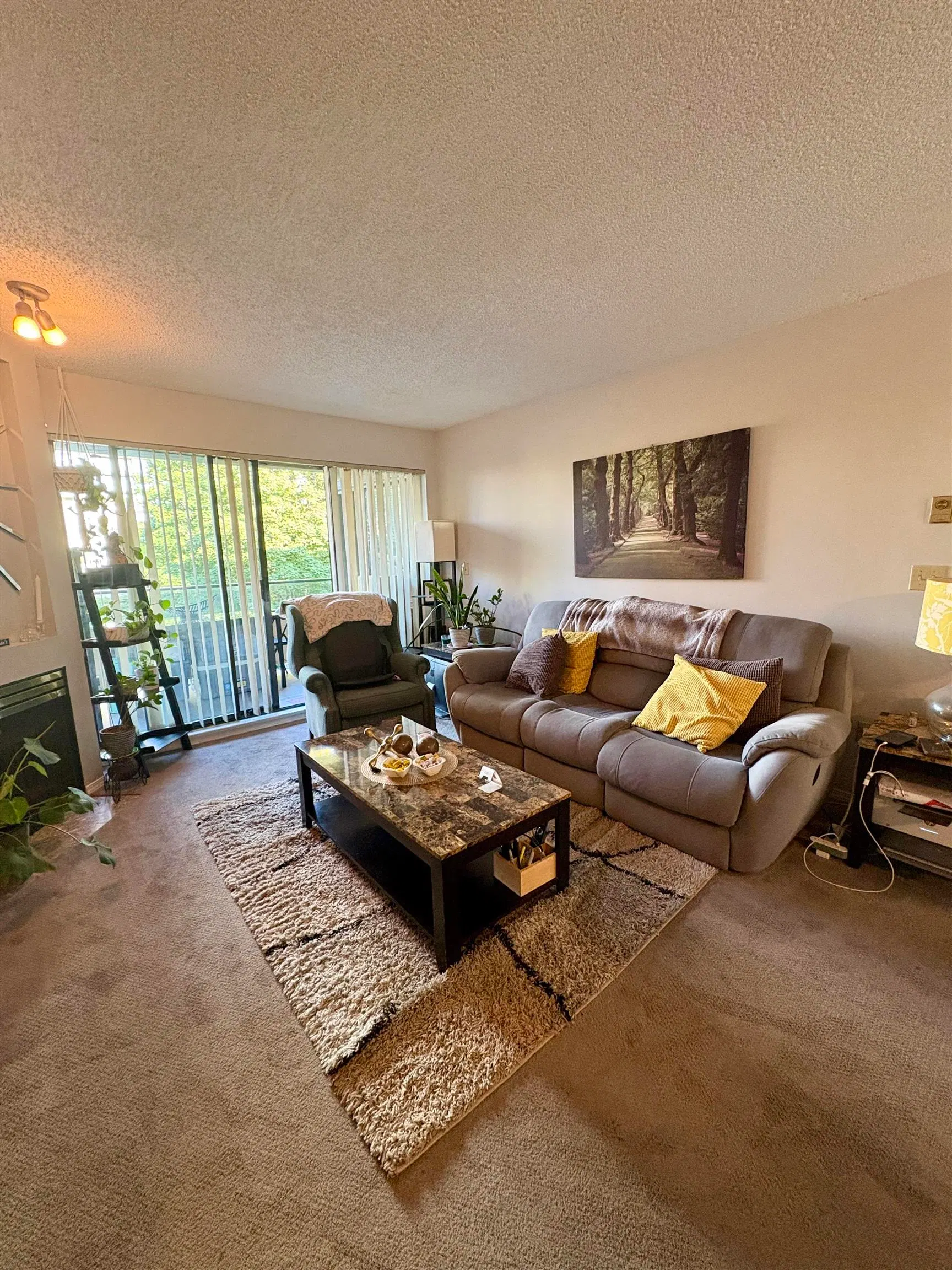 Photo 4 of 26 at #308 – 2925 Glen Drive