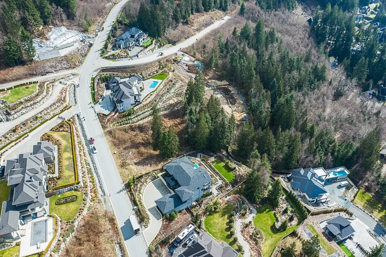 Photo 4 of 15 at 2043 Ridge Mountain Drive