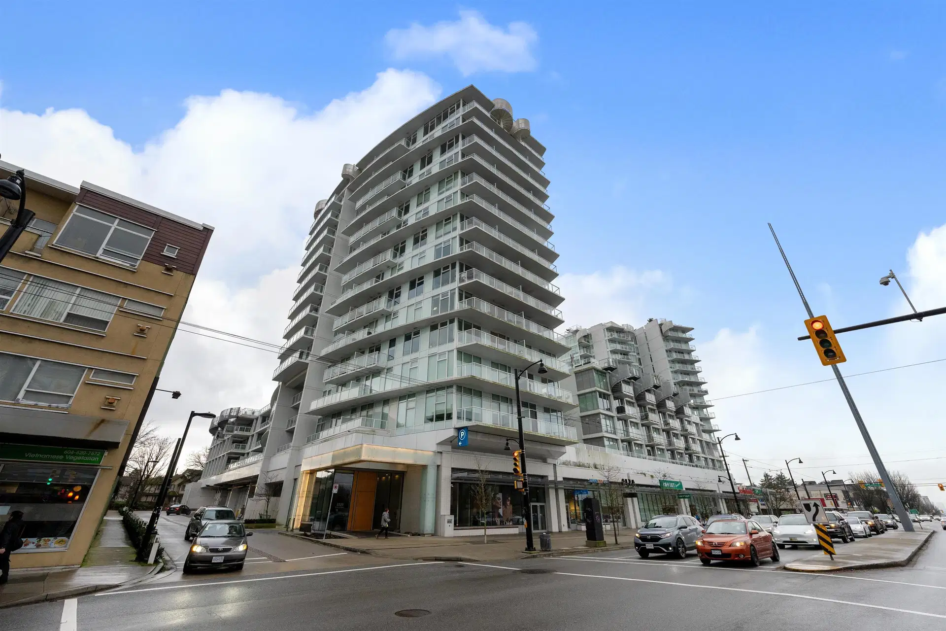 #1210 – 2220 Kingsway