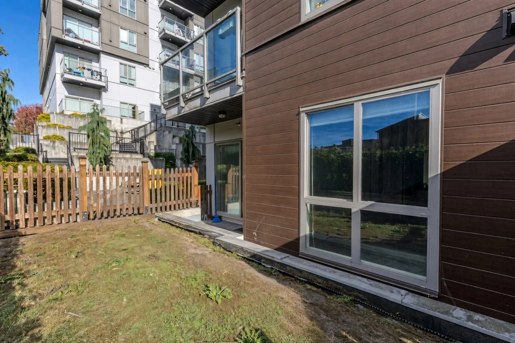 Photo 3 of 22 at B107 – 9689 140th Street
