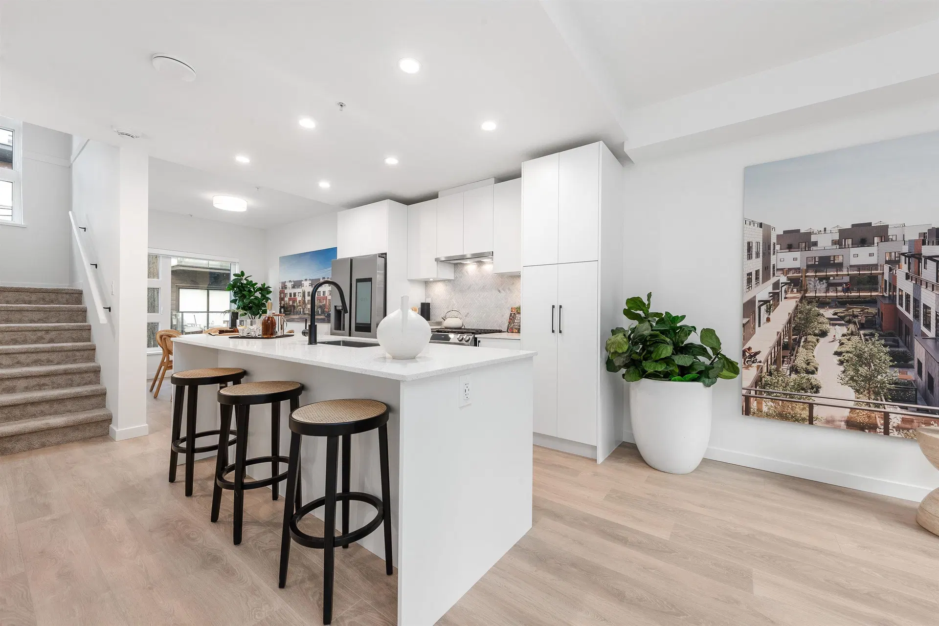 #135 – 535 2nd Street