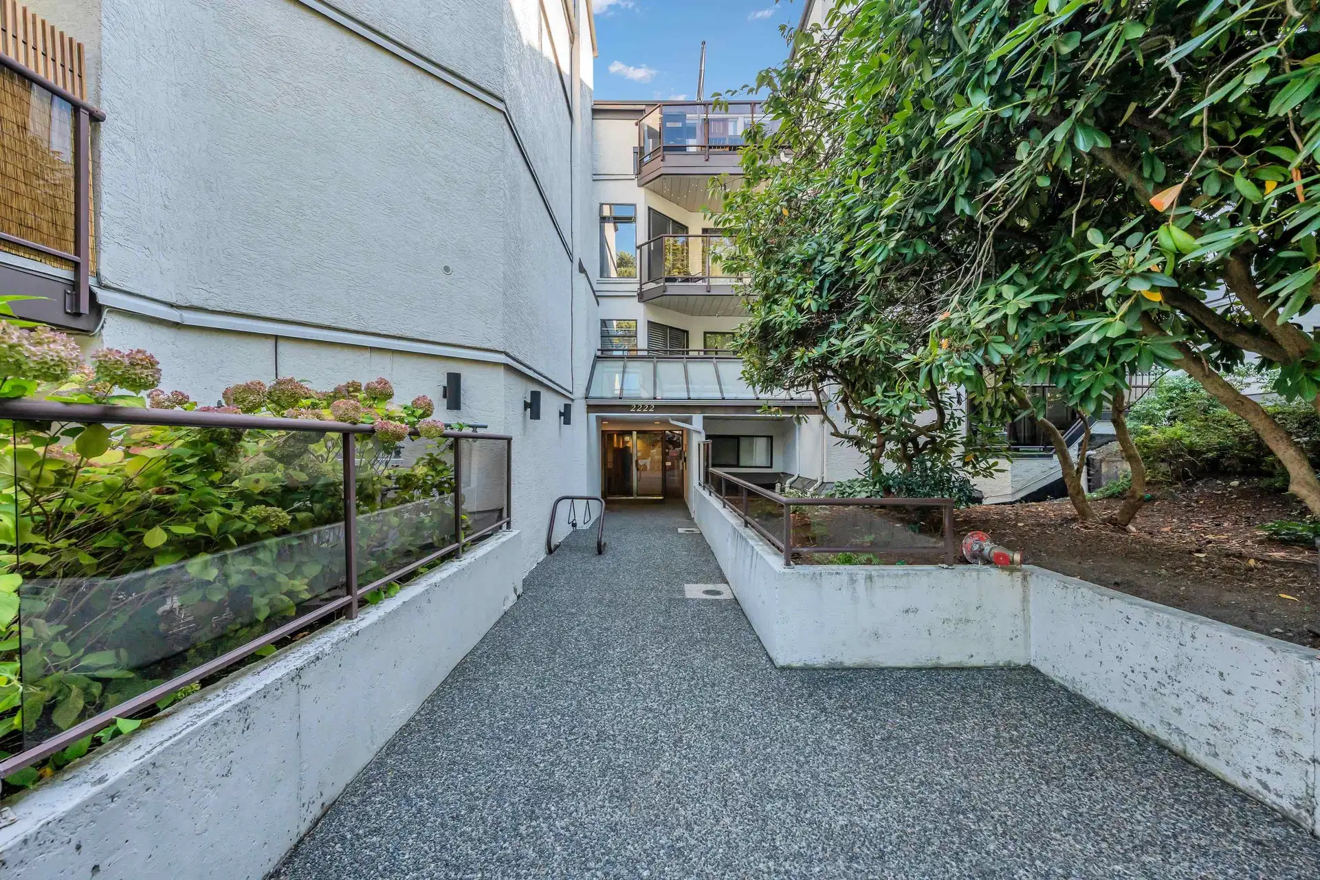 #110 – 2222 Prince Edward Street