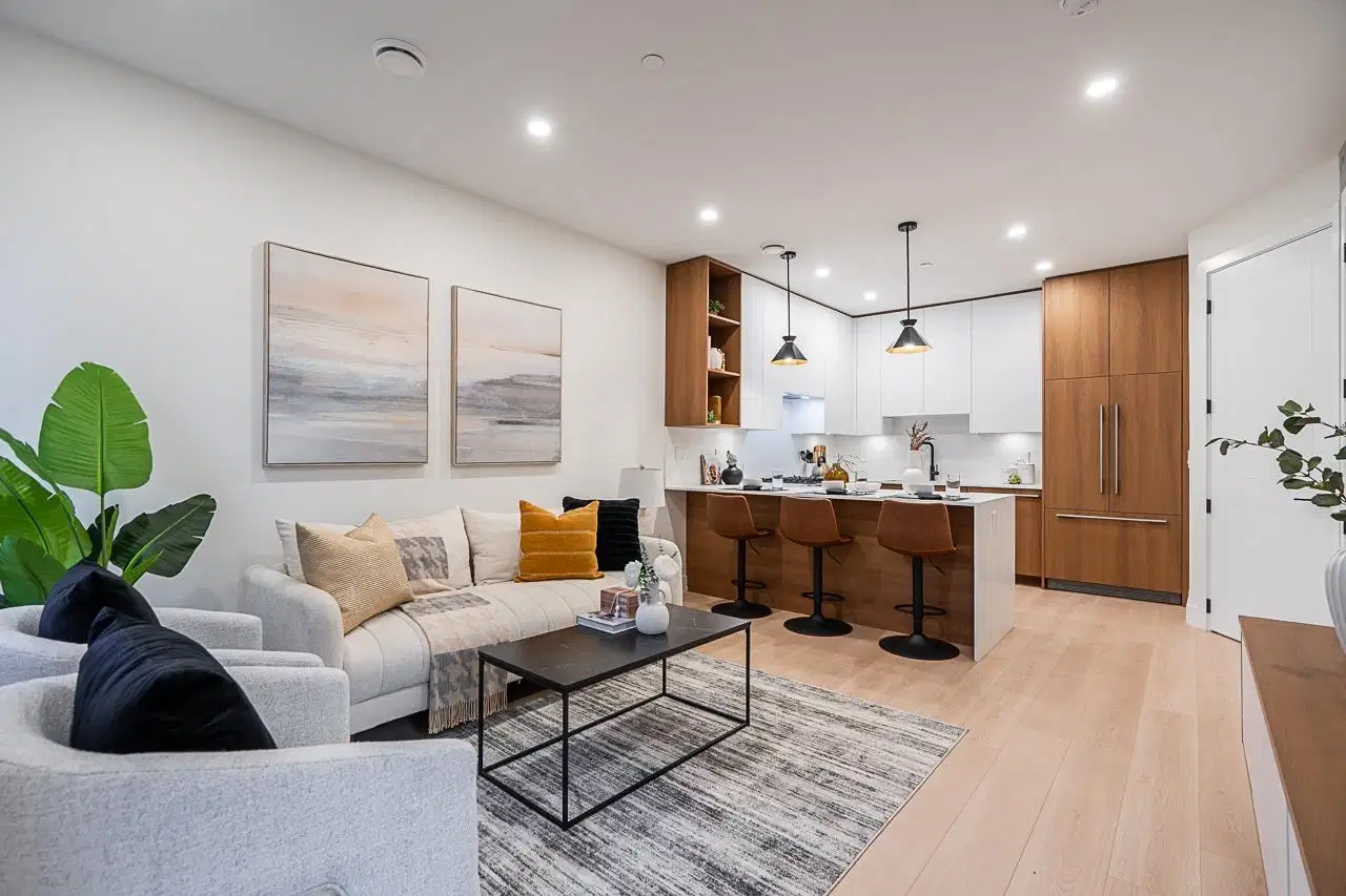 #3 – 3638 Normandy Drive