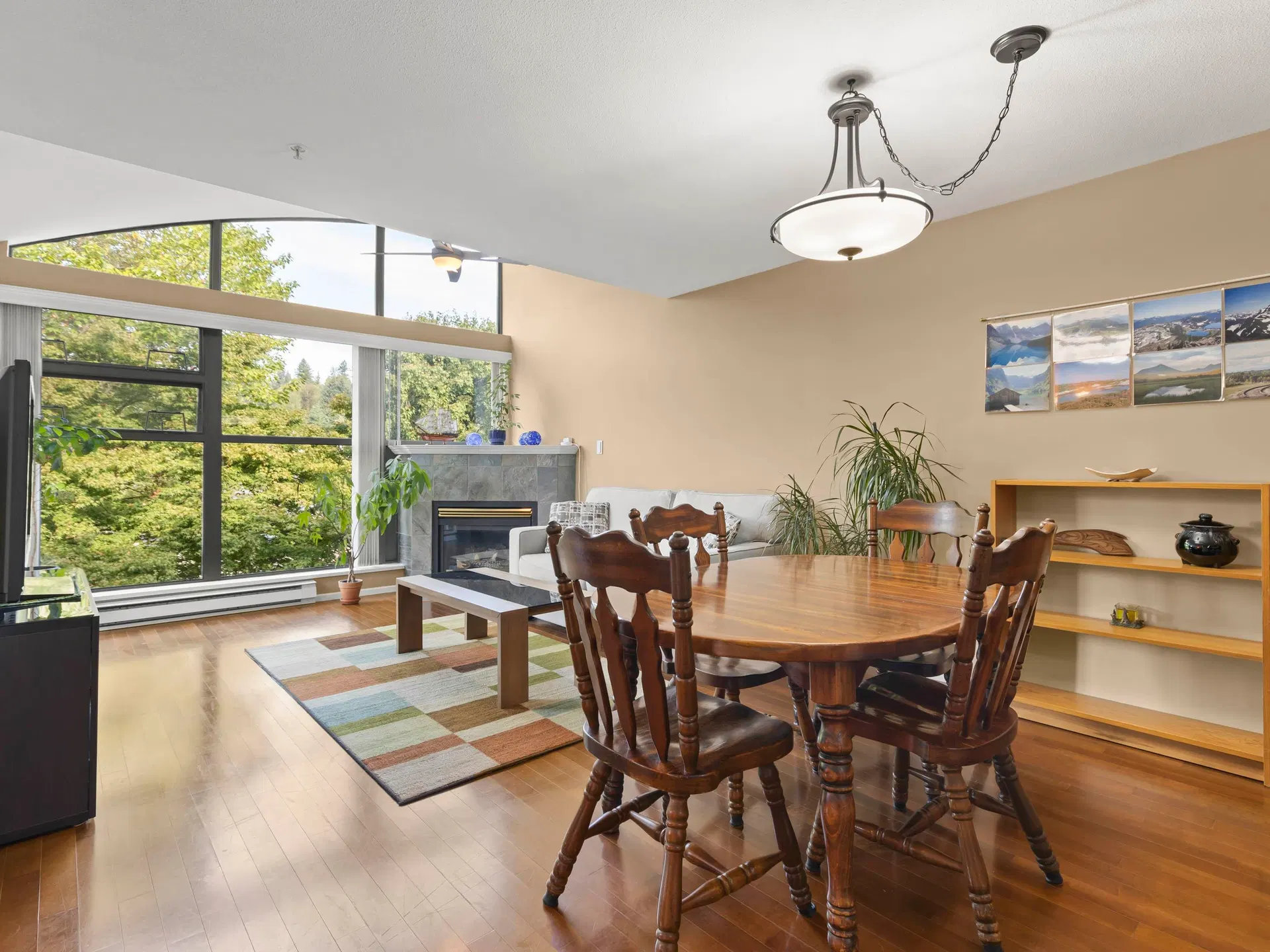 Photo 2 of 37 at #408 – 225 Newport Drive