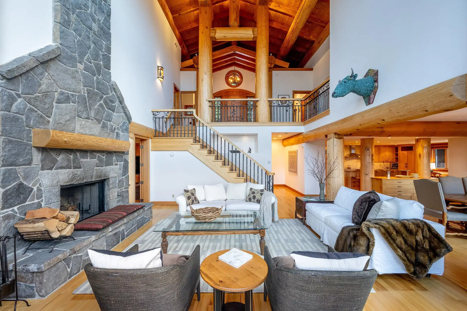 3826 Sunridge Drive