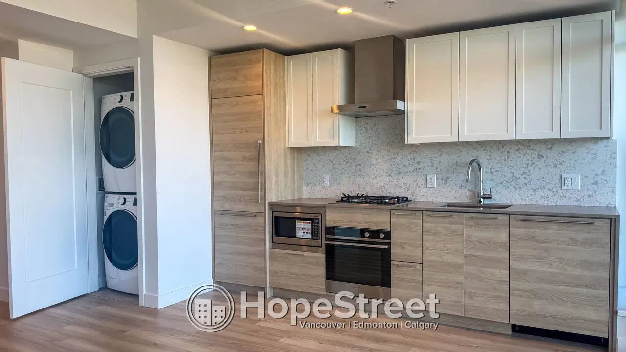 Photo 5 of 16 at #904 – 2381 Beta Avenue