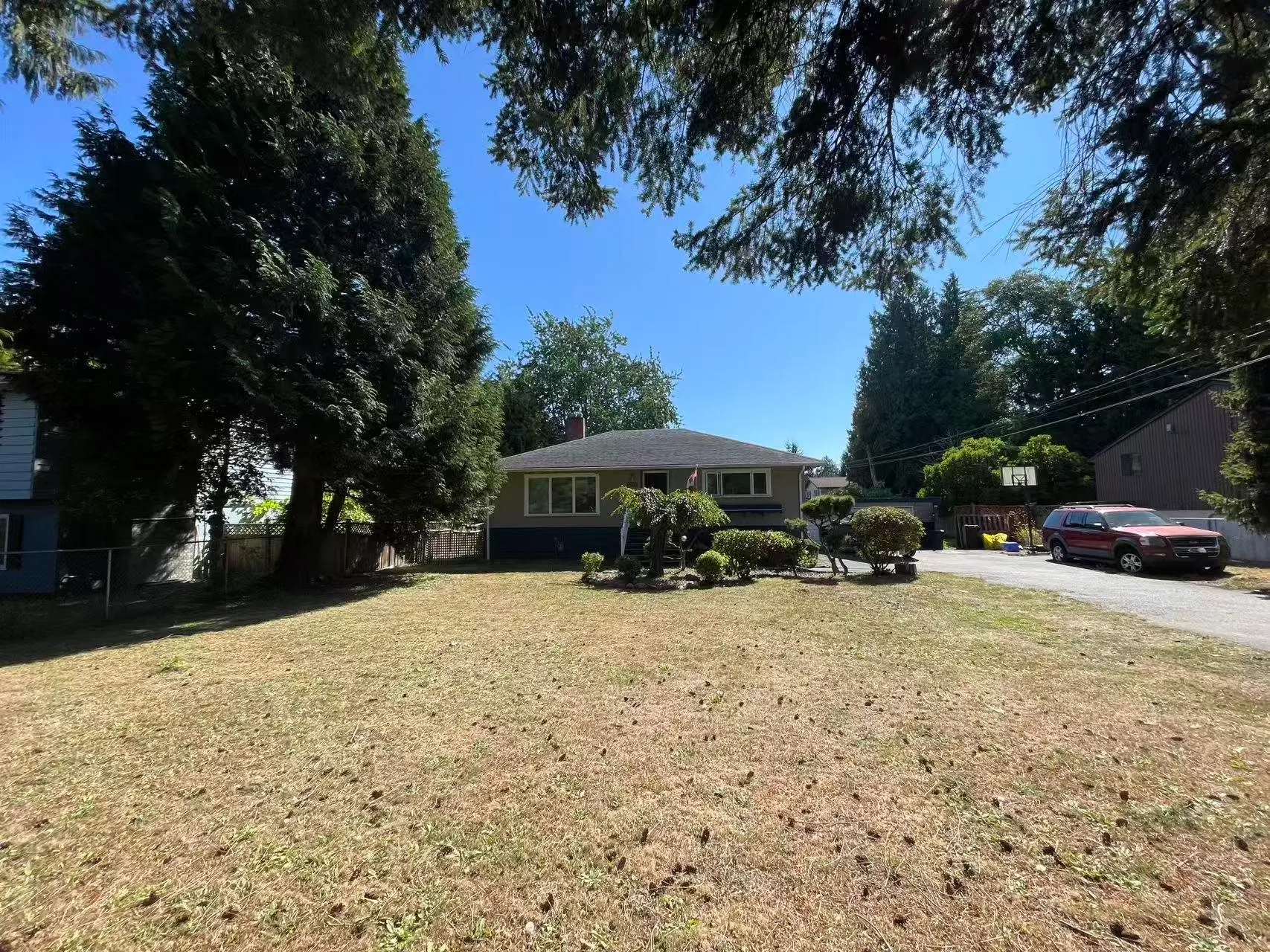 Photo 4 of 26 at 5214 12 Avenue