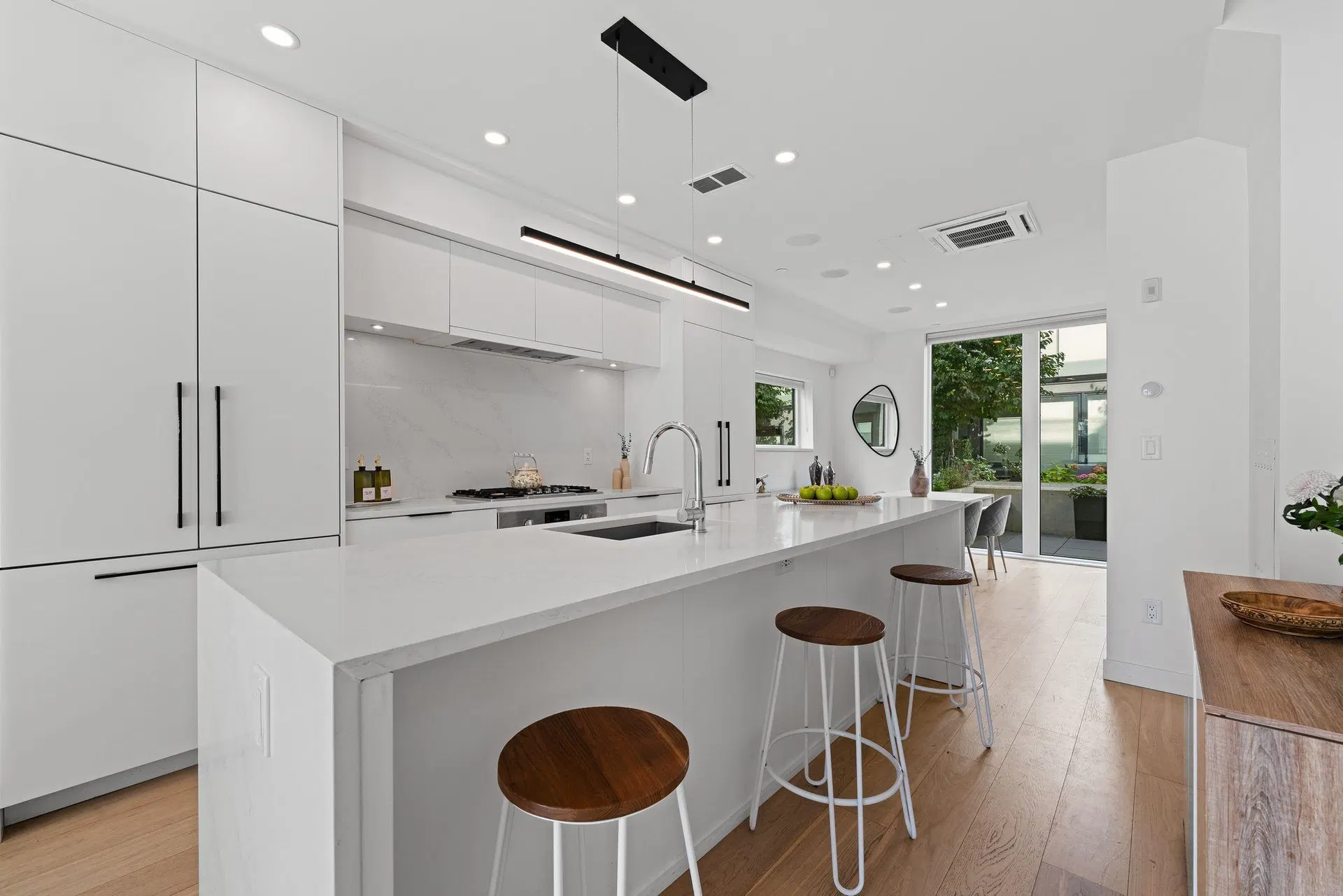 Photo 1 of 40 at #125 – 649 E 3rd Street