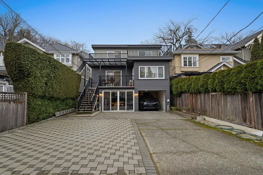 Photo 2 of 14 at 3264 W 38th Avenue