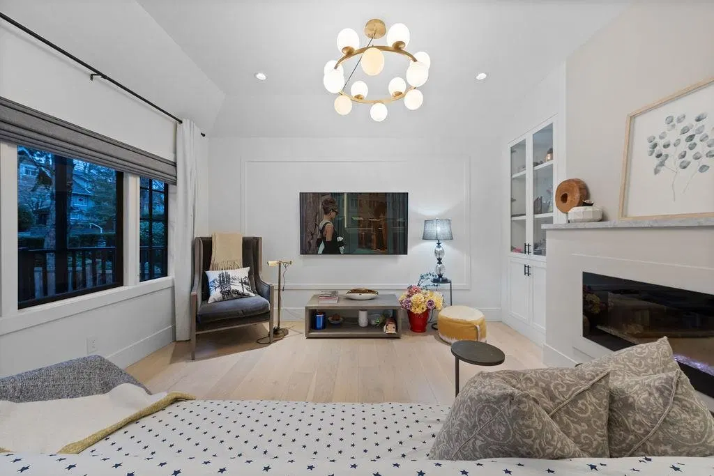 Photo 4 of 14 at 3264 W 38th Avenue