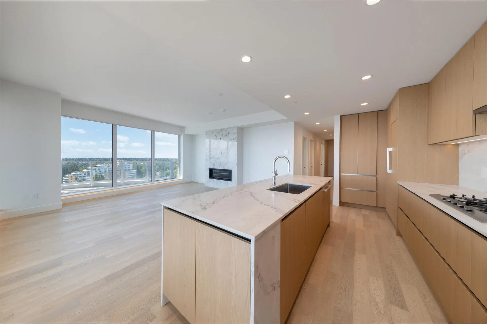 Photo 5 of 27 at #1605 – 1475 Foster Street