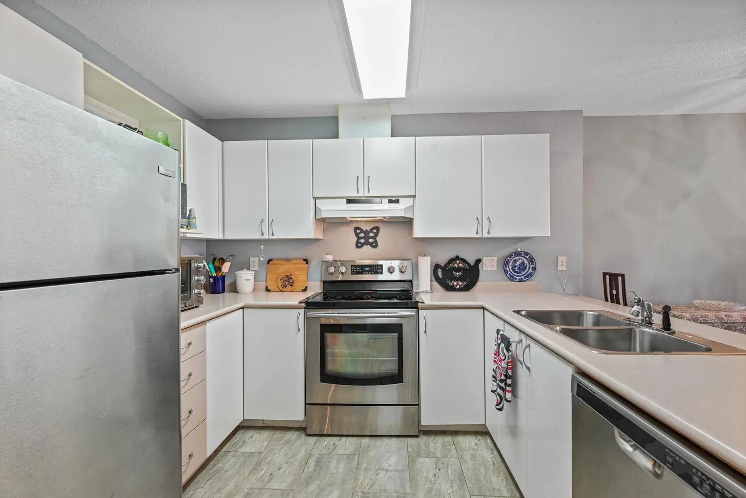 Photo 2 of 28 at #211 – 12160 80 Avenue