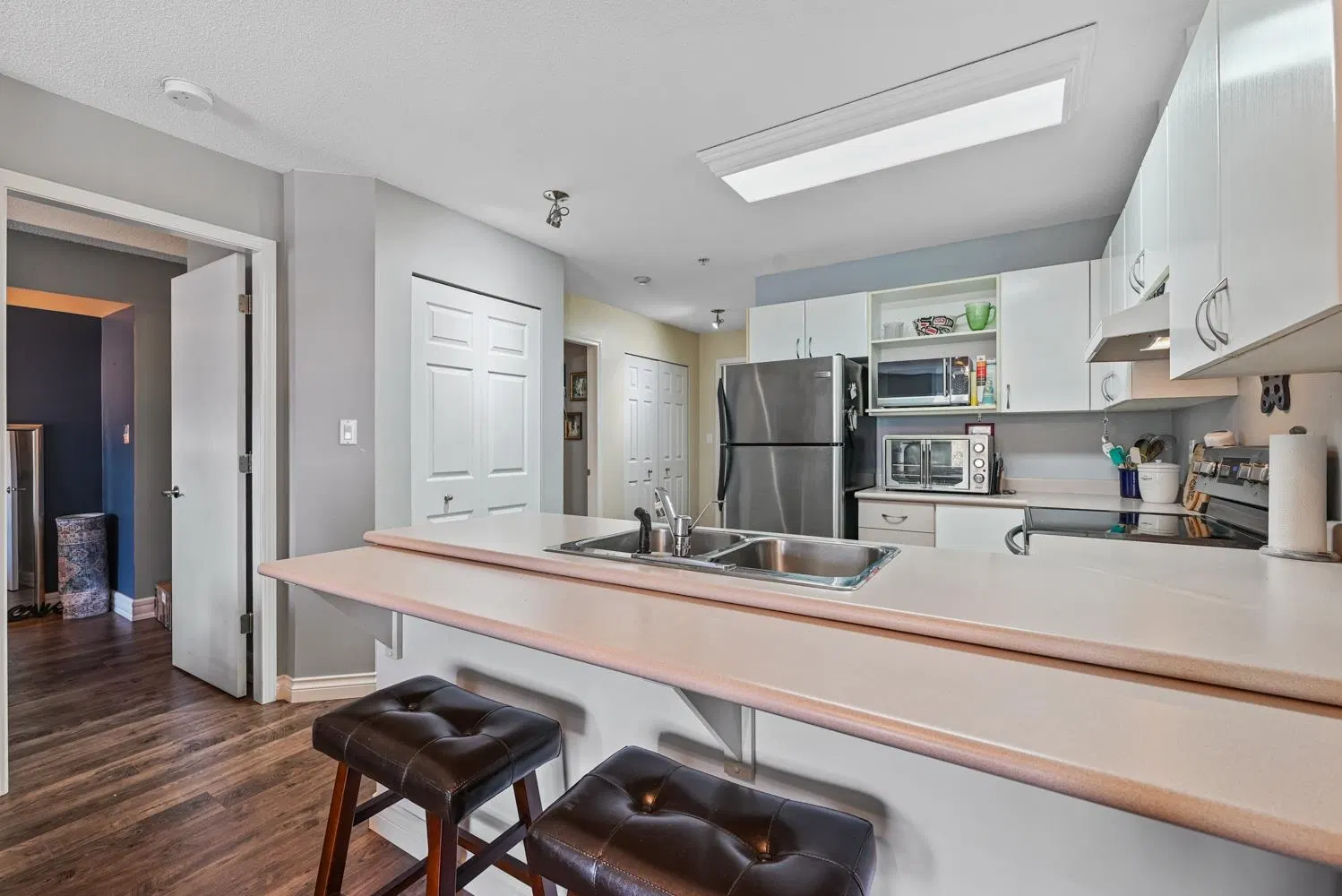 Photo 5 of 28 at #211 – 12160 80 Avenue