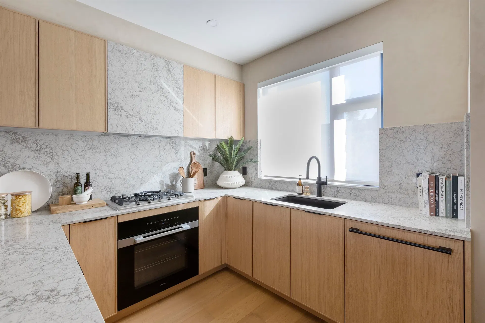 Photo 3 of 34 at #154 – 5377 Oak Street
