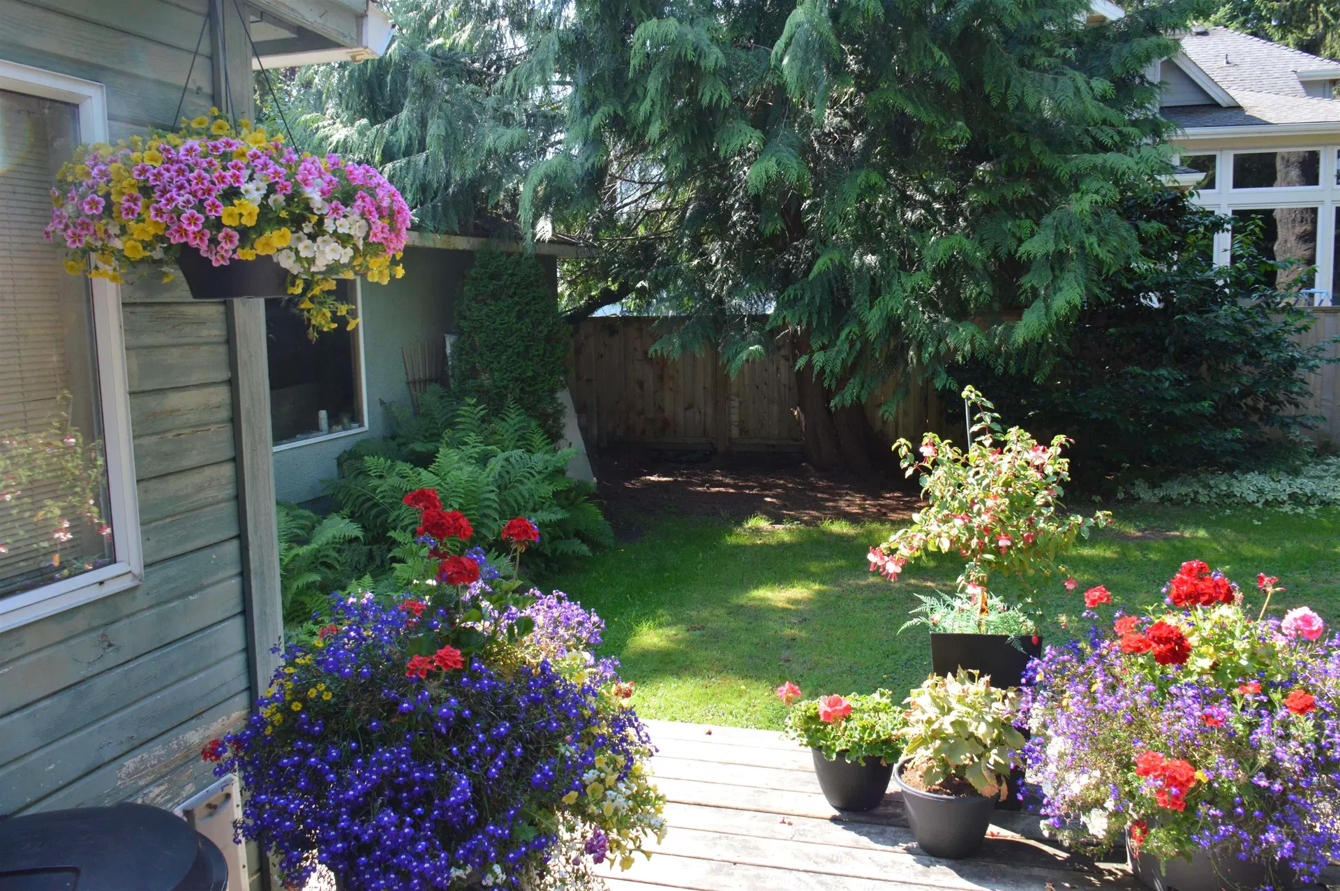 Photo 5 of 17 at 5280 1 Avenue