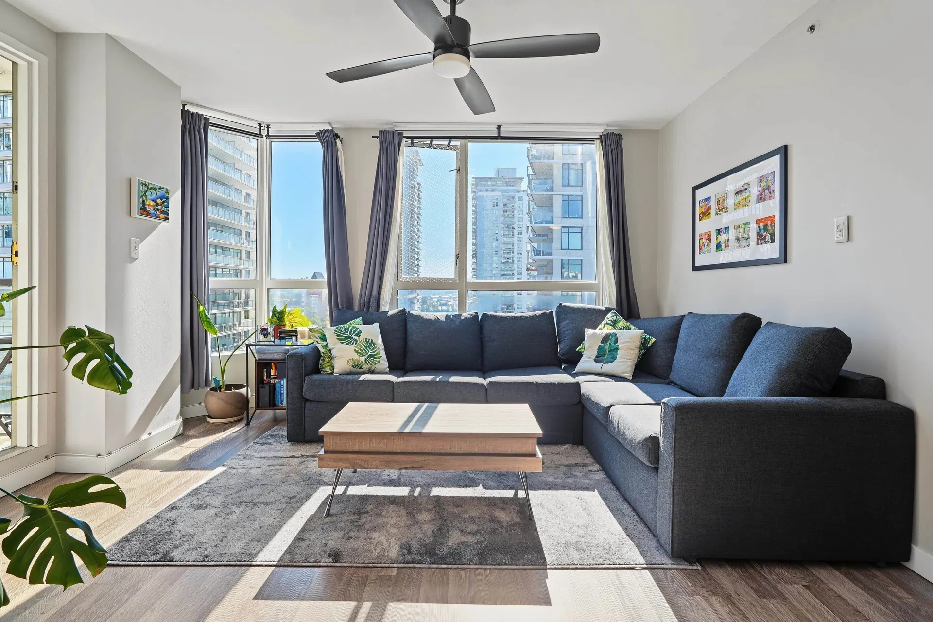 Photo 1 of 26 at #1105 – 55 Tenth Street