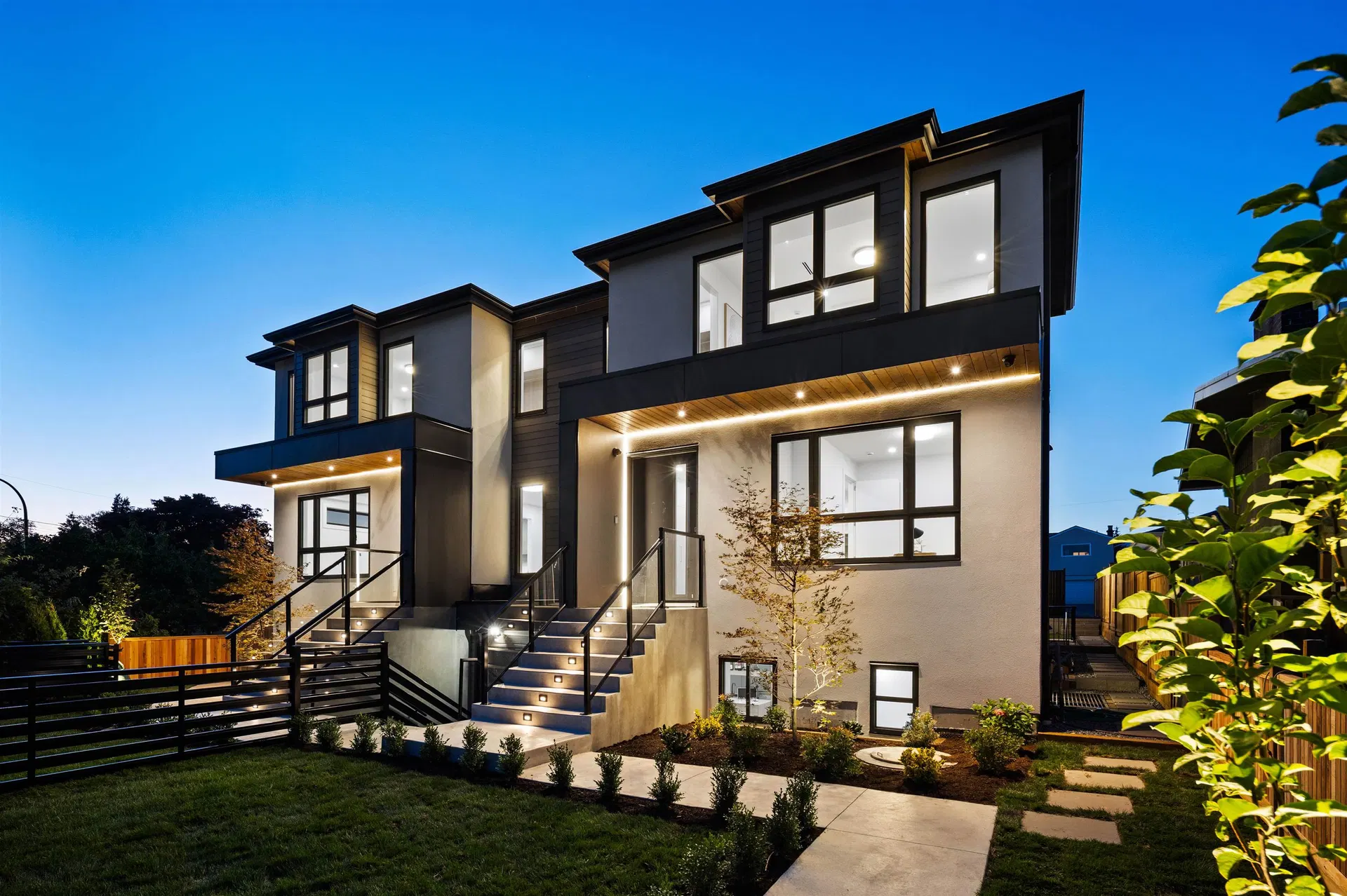 Photo 2 of 30 at #1 – 7061 Paulus Crescent