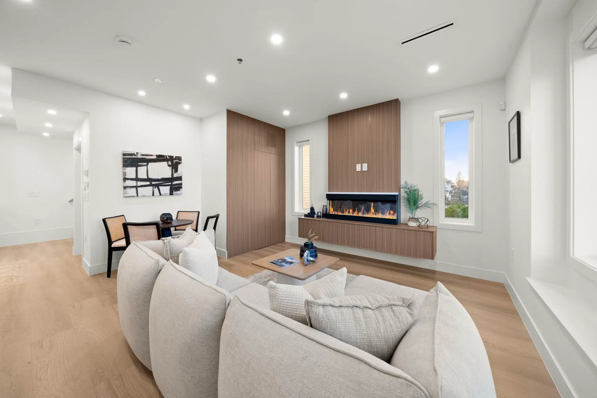 Photo 5 of 28 at #1 – 1278 E 63rd Avenue