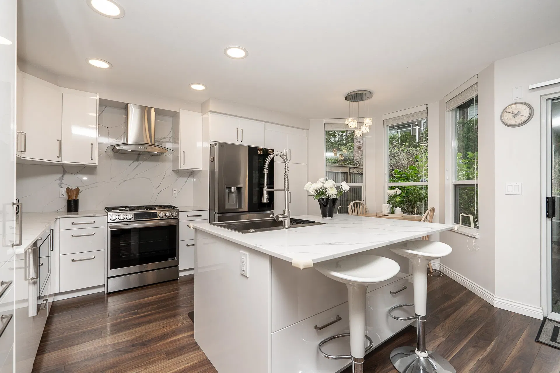 Photo 3 of 40 at #43 – 2990 Panorama Drive