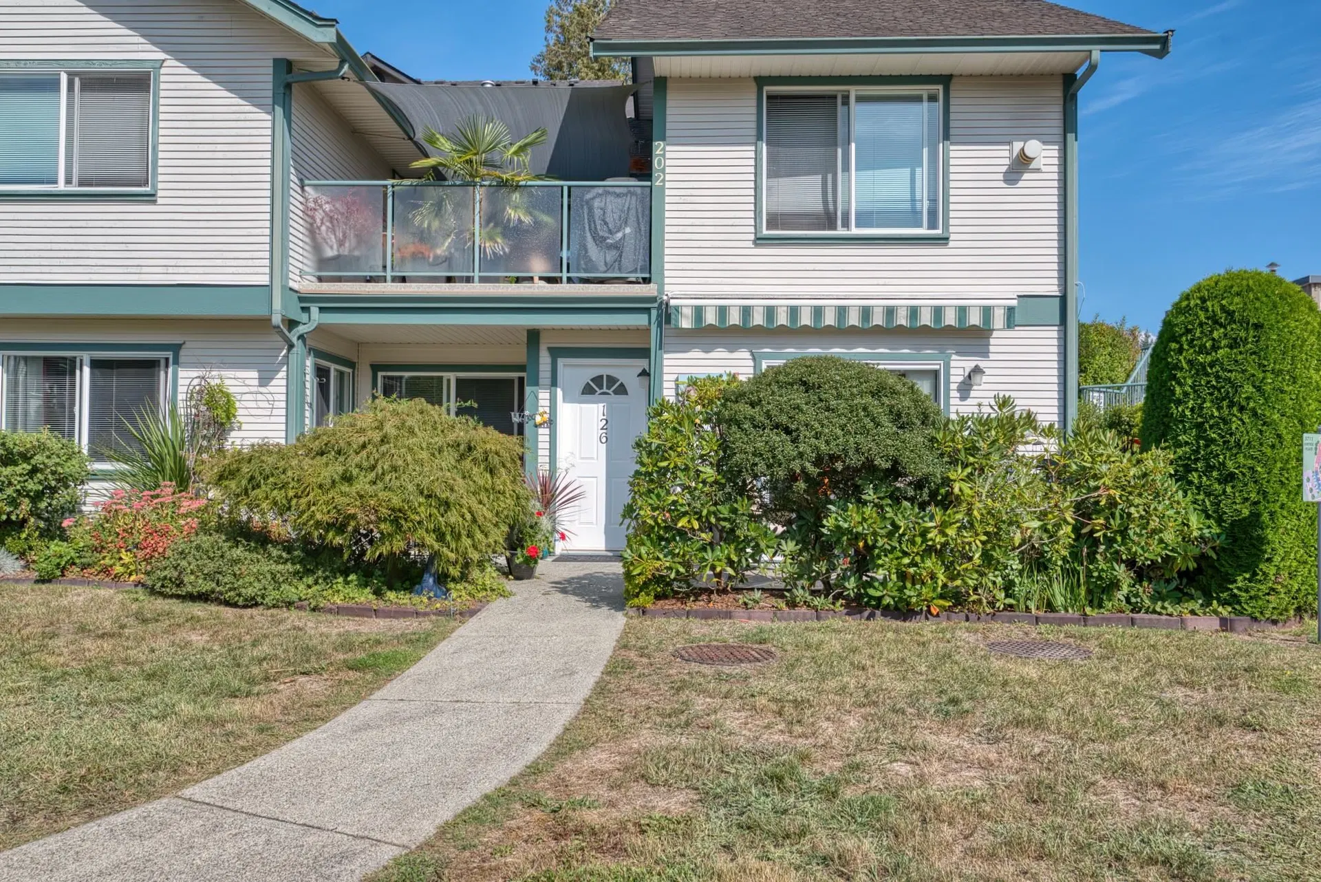 Photo 2 of 29 at #126 – 5711 Ebbtide Street