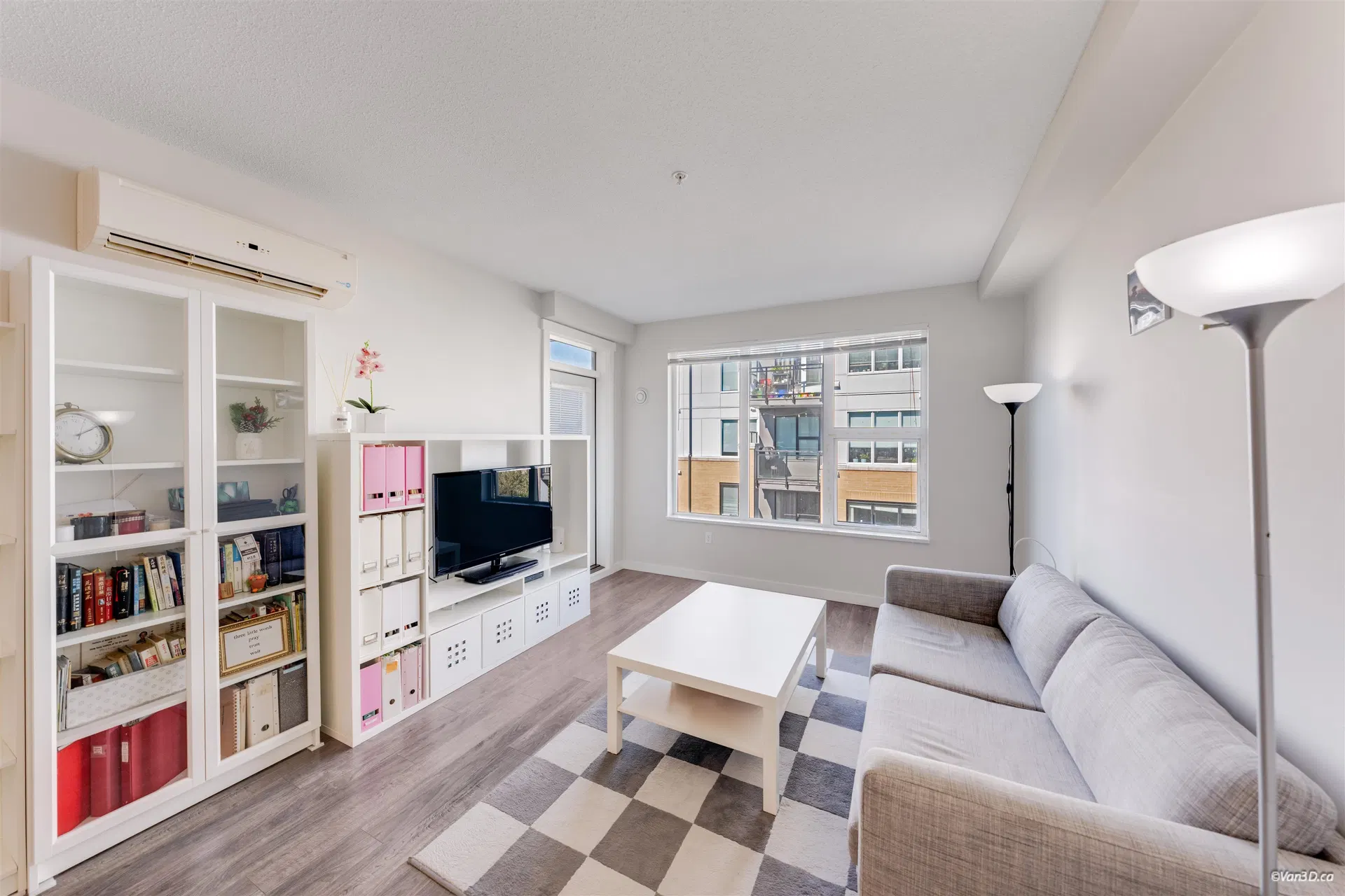 Photo 3 of 24 at #417 – 9311 Alexandra Road
