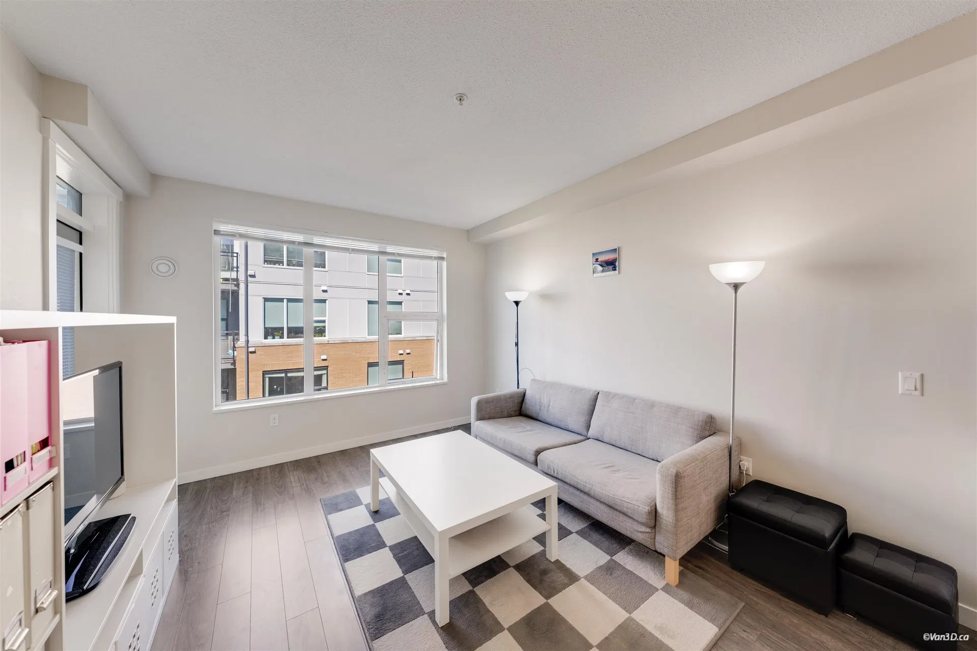 Photo 4 of 24 at #417 – 9311 Alexandra Road